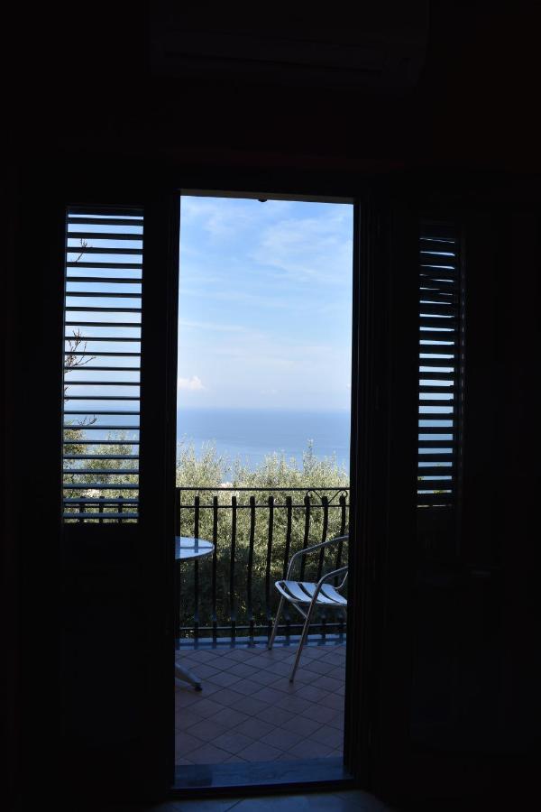 Villa Di Martino 维克艾库塞 外观 照片