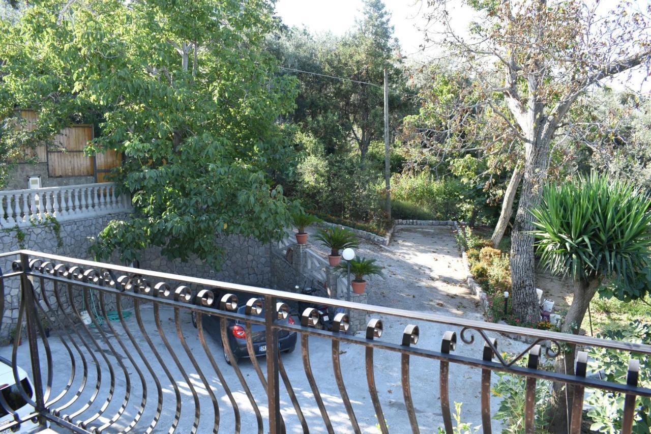 Villa Di Martino 维克艾库塞 外观 照片